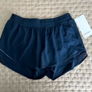 Lululemon 4” Hotty Hot Shorts